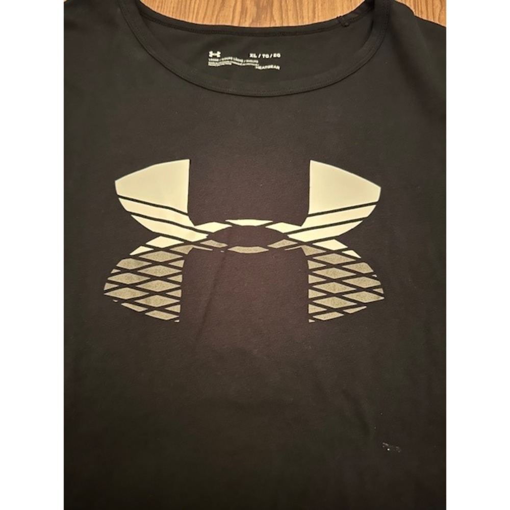Under Armour HeatGear Cropped T-Shirt Womens XL Black Athletic Logo